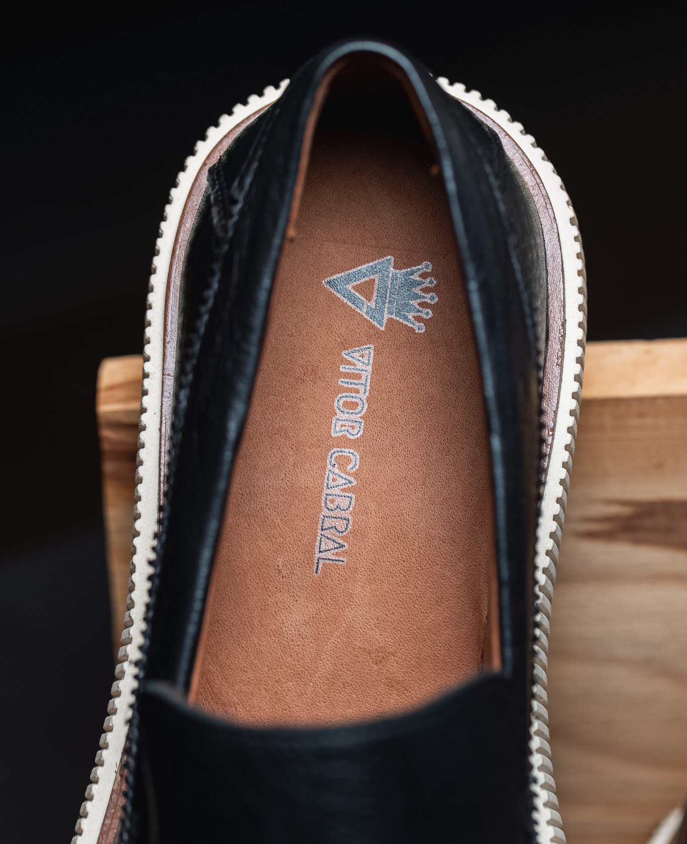Slip On Cona Black