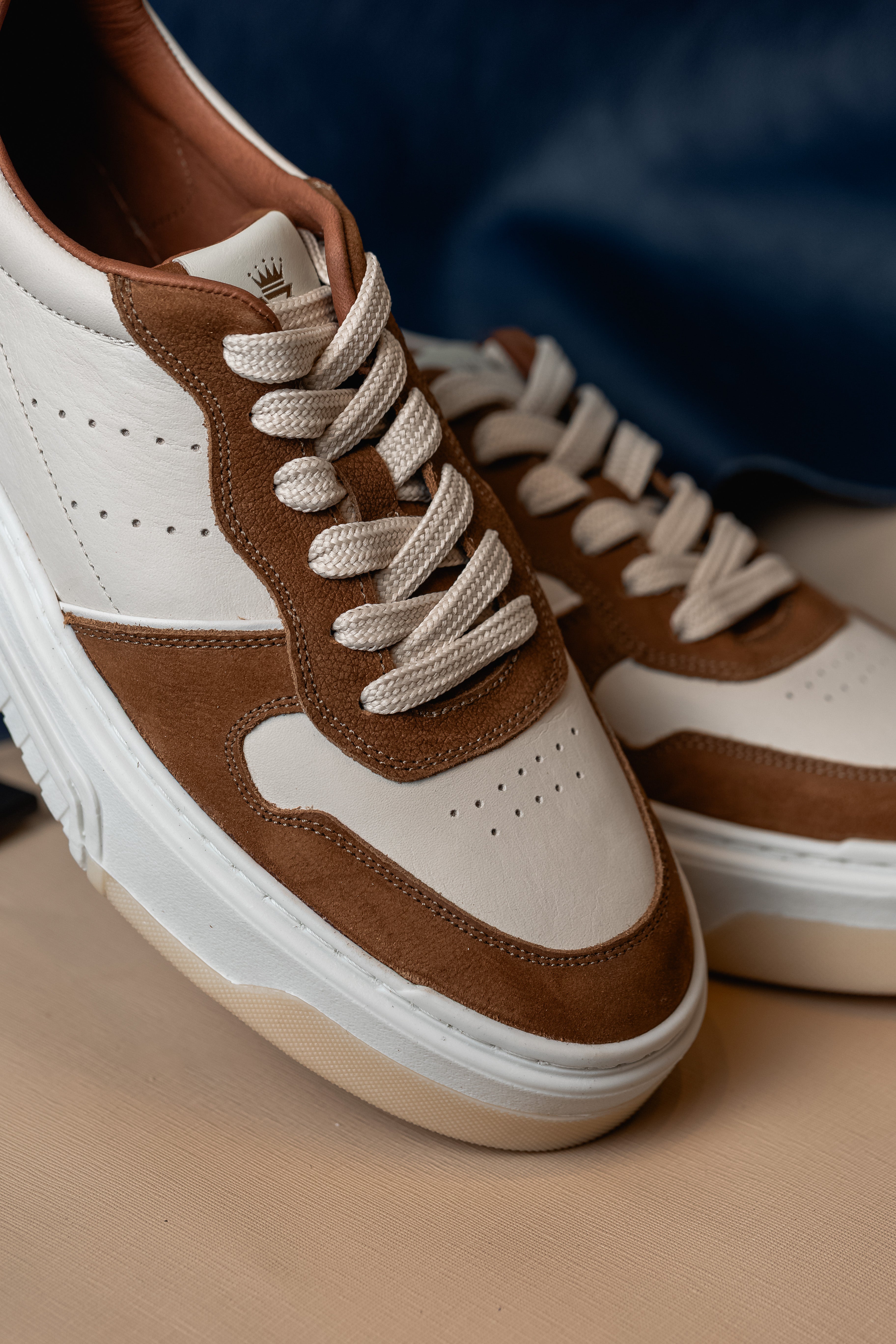 Sneakers •LBT•
