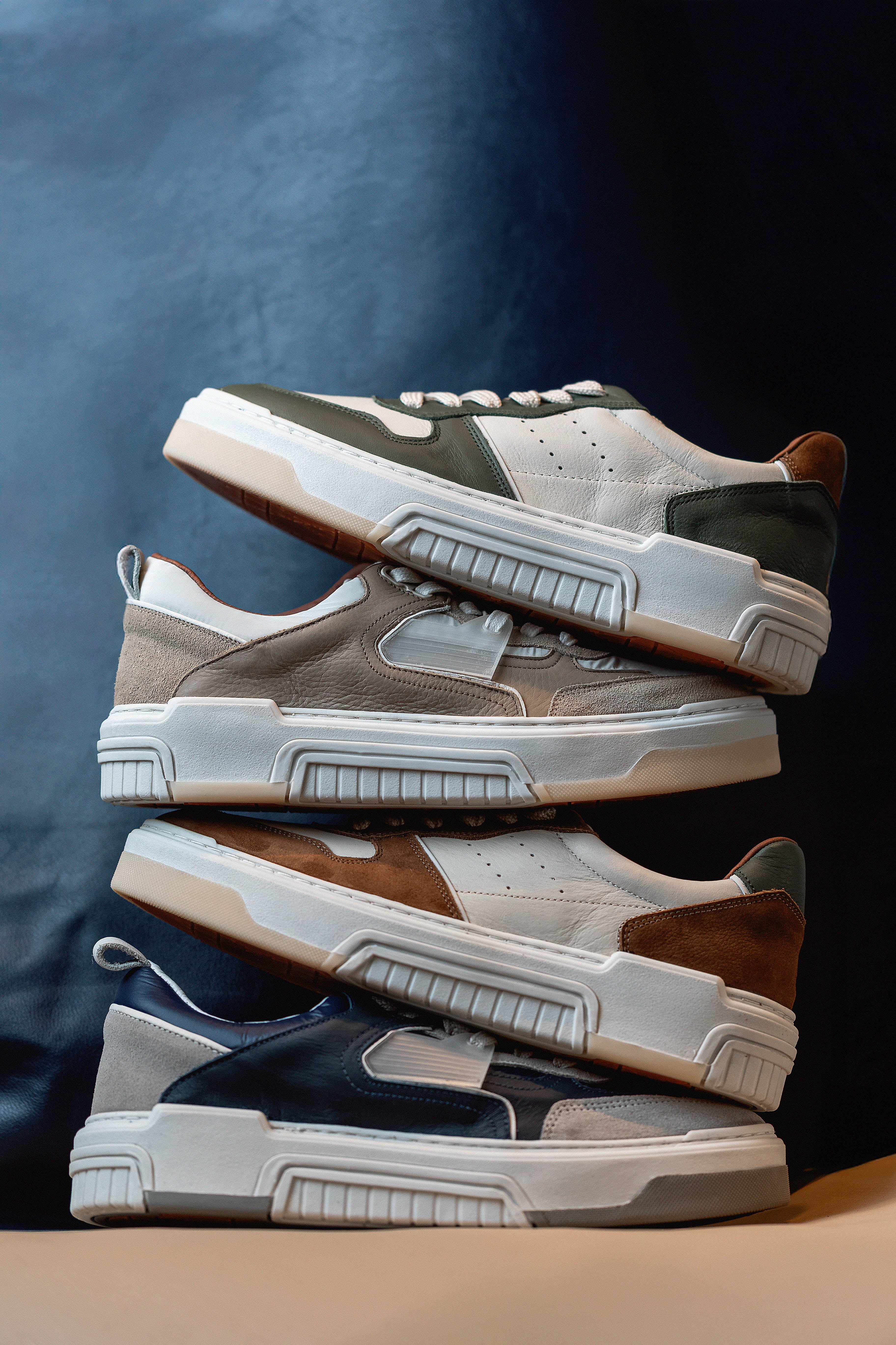 Sneakers •LBT•